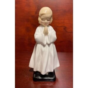 Vintage Royal Doulton BEDTIME Porcelain Ceramic 6" Figurine HN1978 Girl Praying